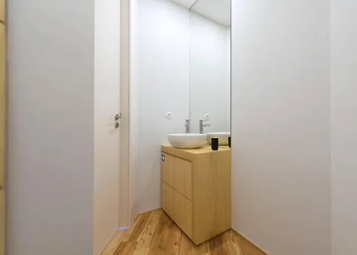 Quayside Douro River Porto